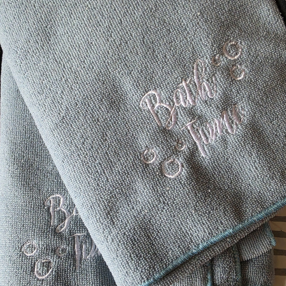 Tahari Soft Blue Bath Towels